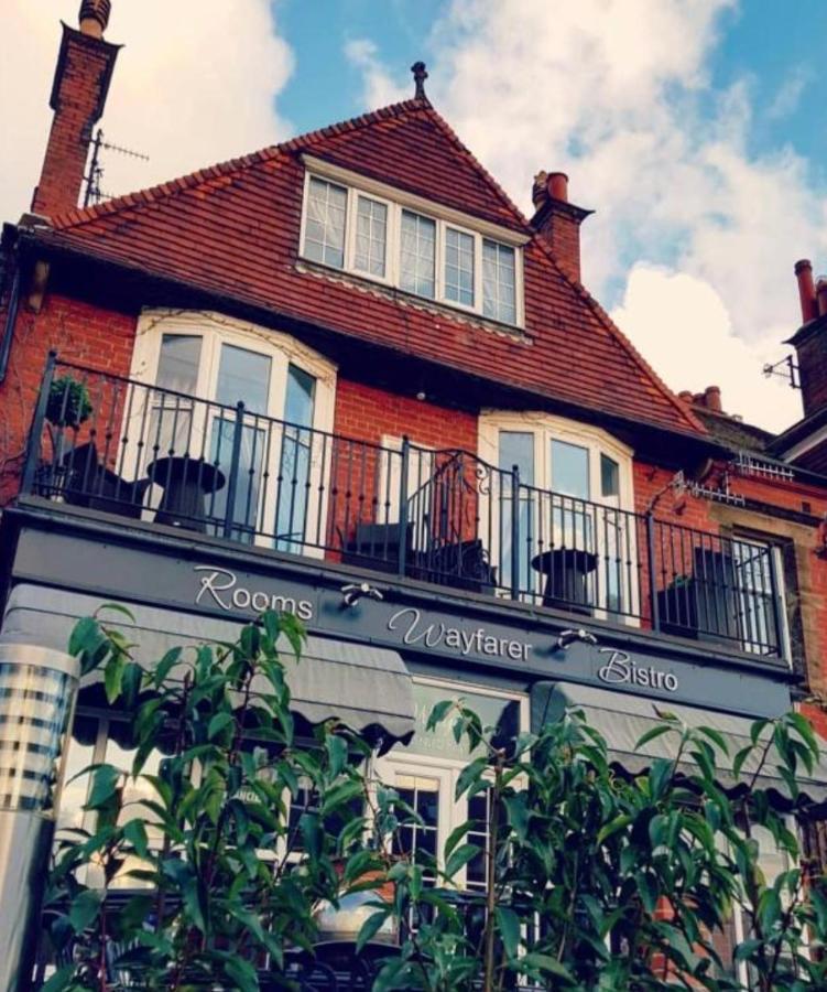 مبيت وإفطار روبن هودز باي The Wayfarer, Robin Hoods Bay المظهر الخارجي الصورة